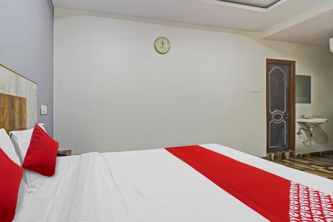 Super Hotel O Sri Sai Regency Haiderabad Buitenkant foto