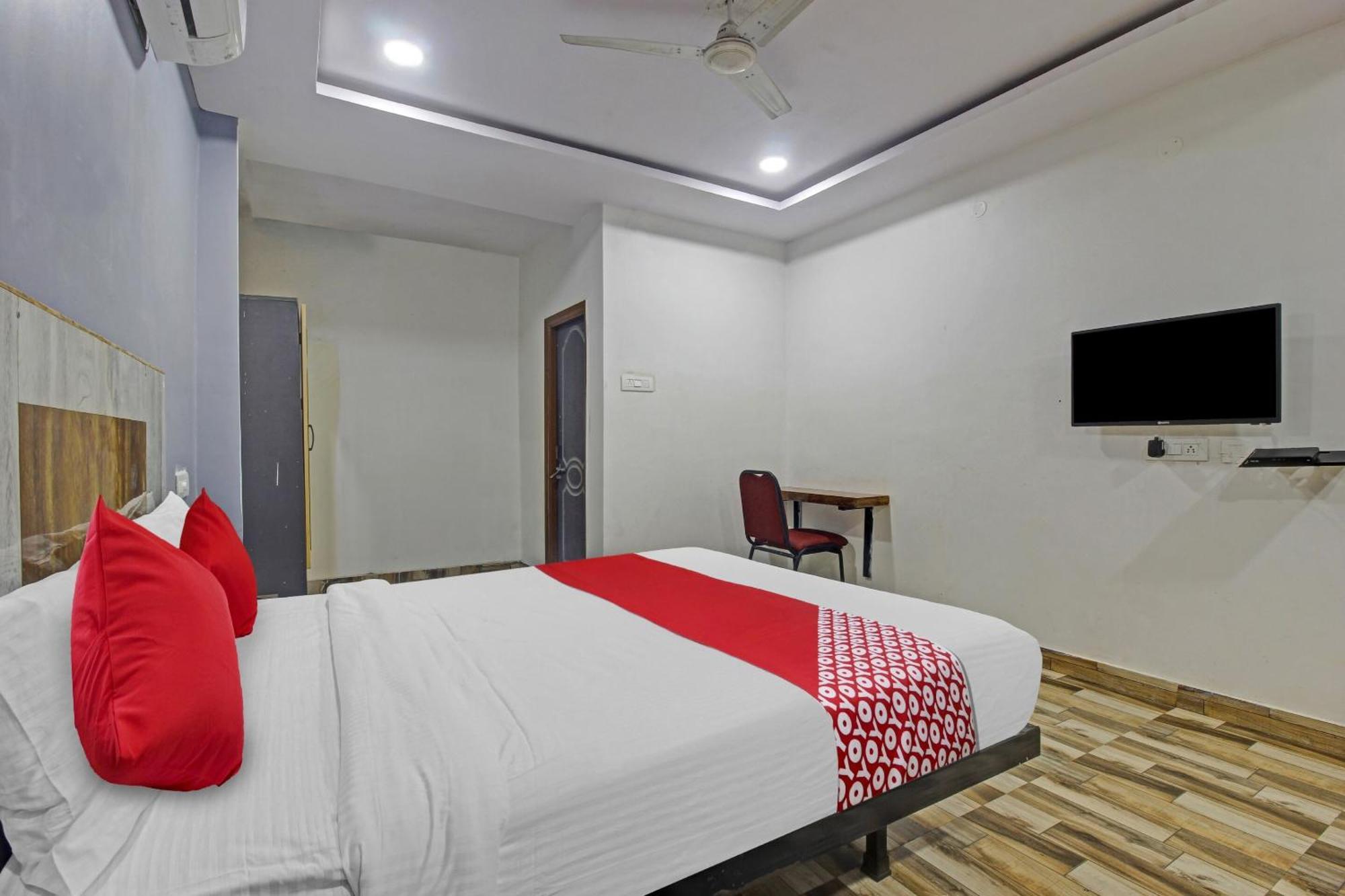 Super Hotel O Sri Sai Regency Haiderabad Buitenkant foto